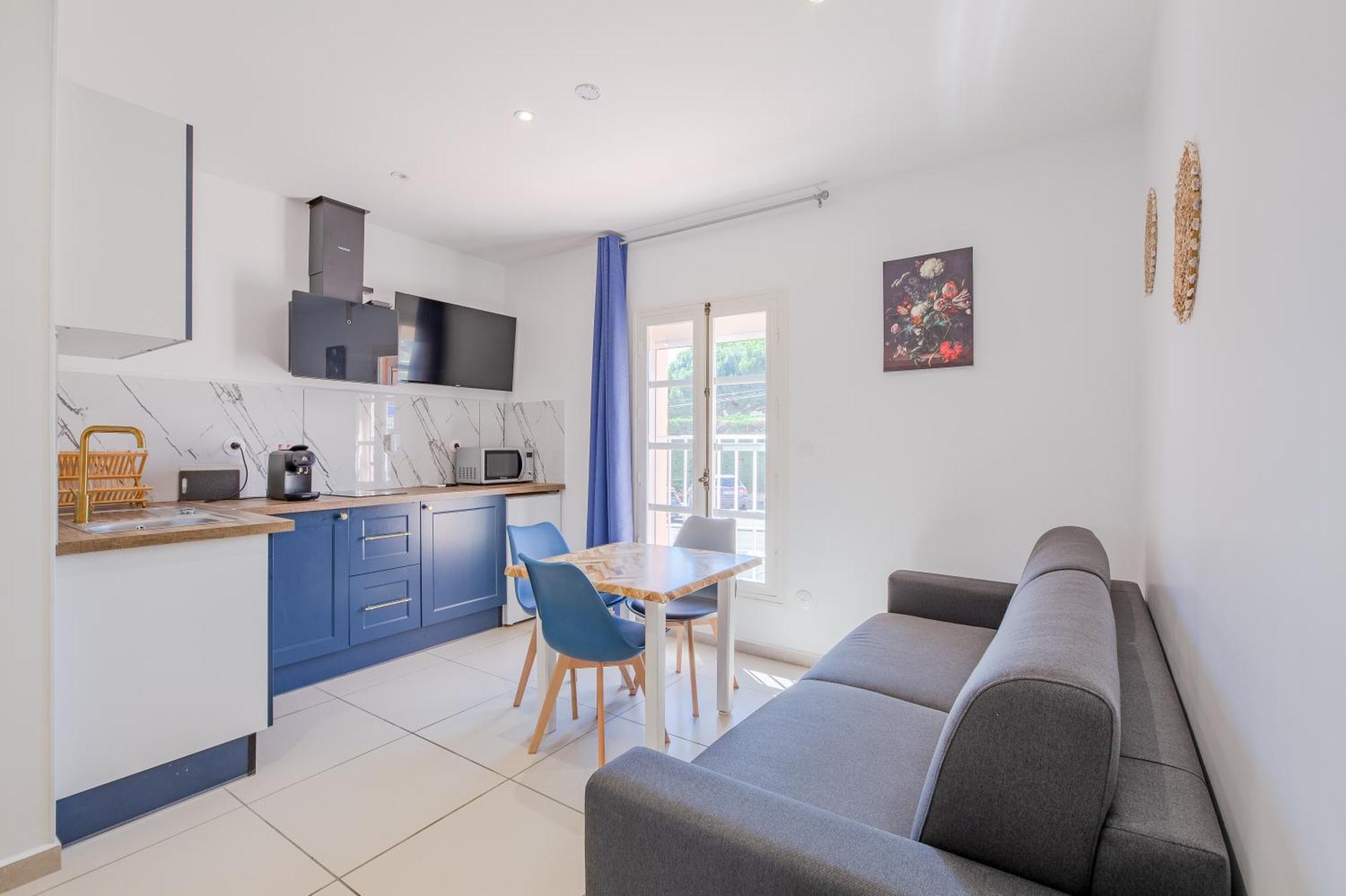 Free Sun Apartment *
